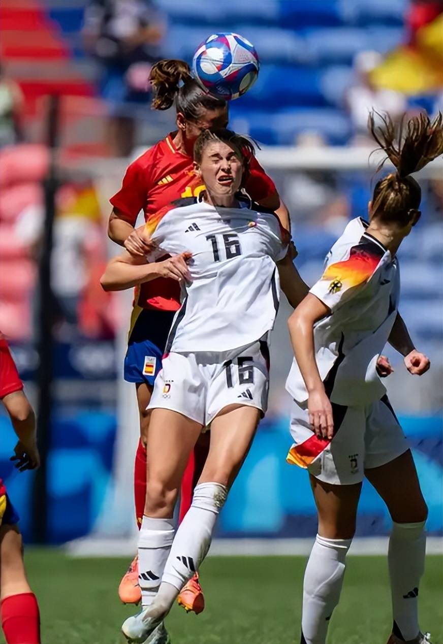 丹麦队鏖战德国队，李梓嘉惊艳四座