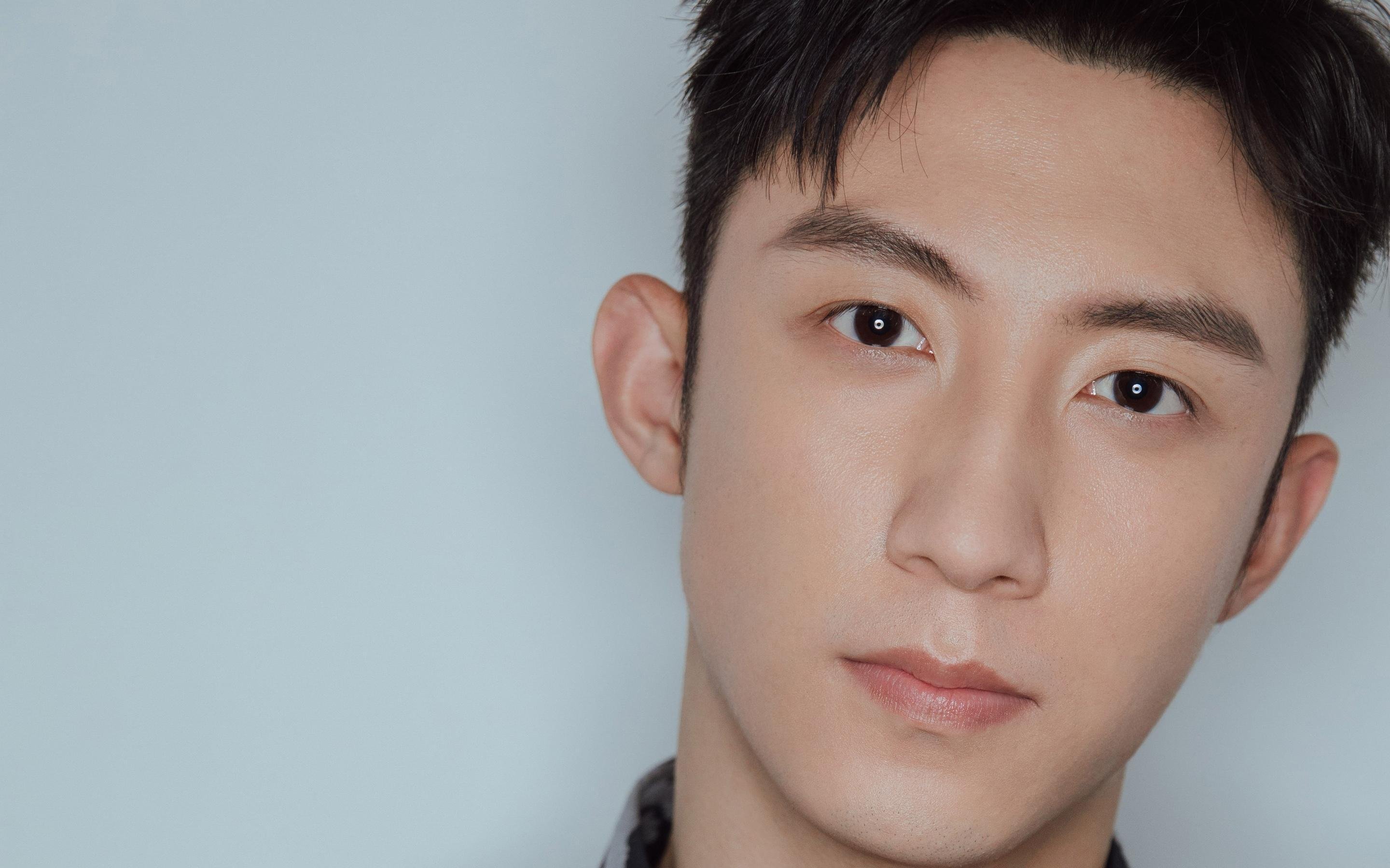 金玟哉铁壁锁敌，莱比锡红牛闪电战击溃加纳