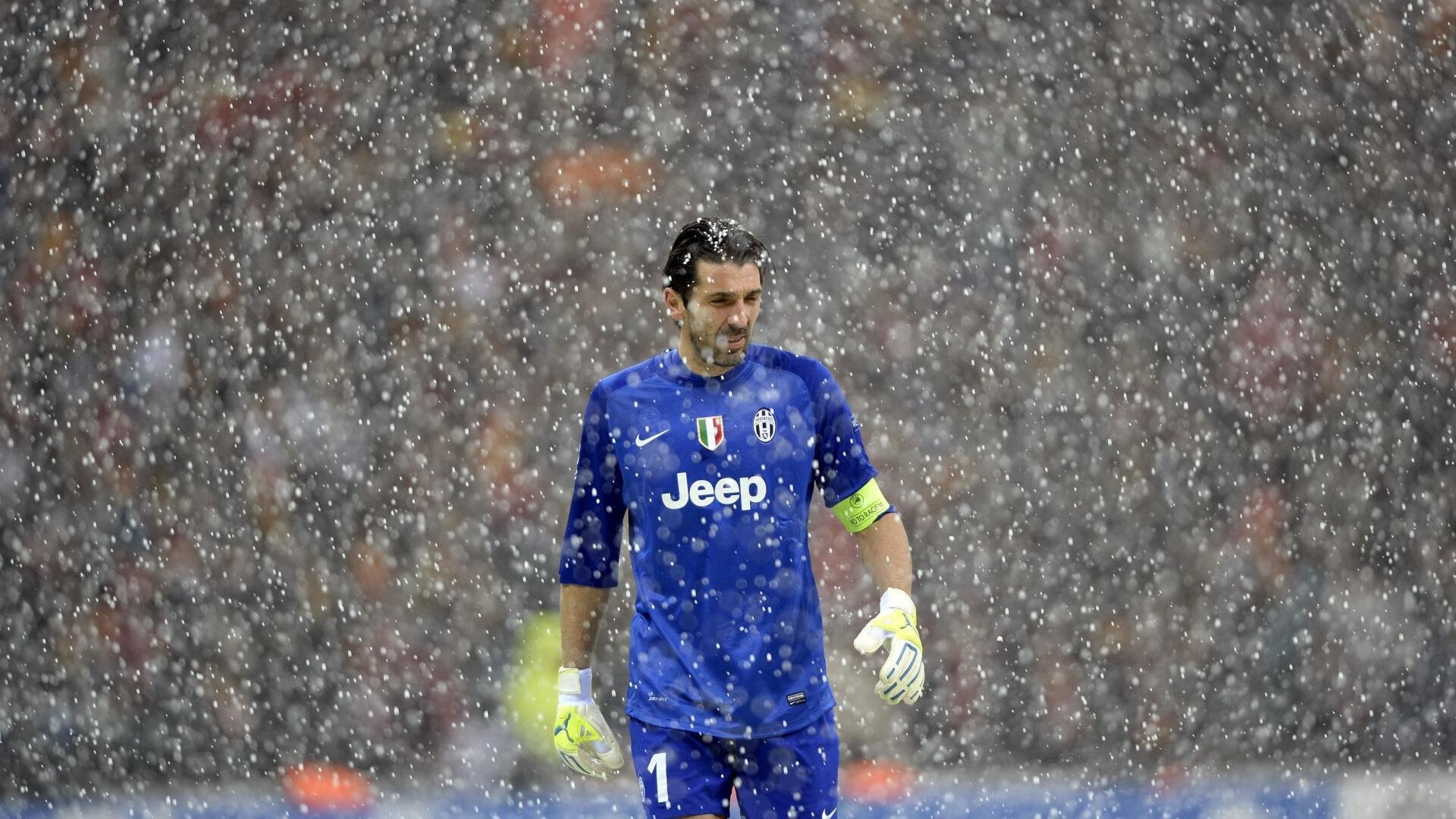 贝林厄姆状态火热引领战术革命，巴黎新阵斩落罗马展现欧冠野心