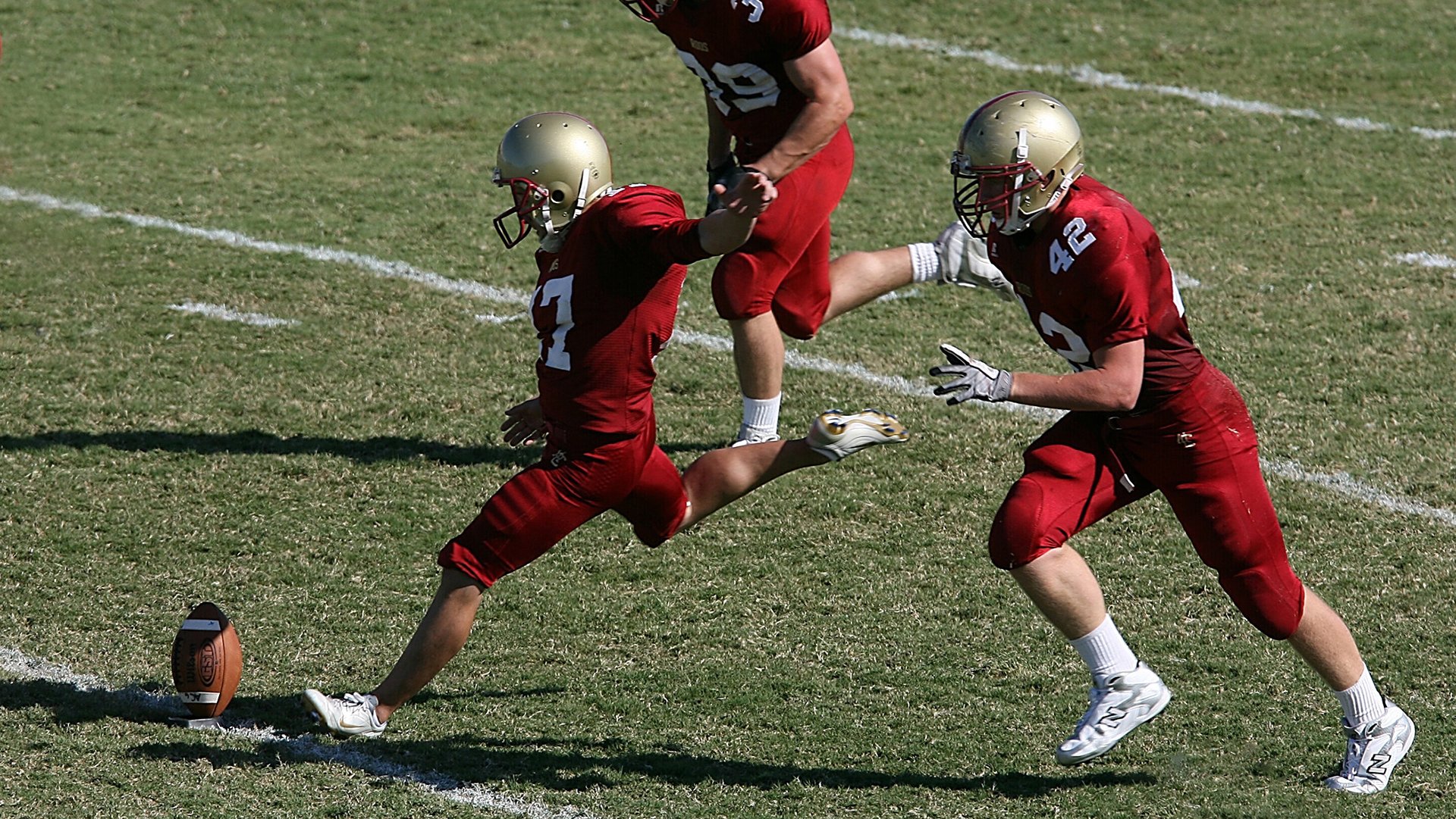 意甲焦点战与广东队强行终结爵士，赛场上的唯一性启示