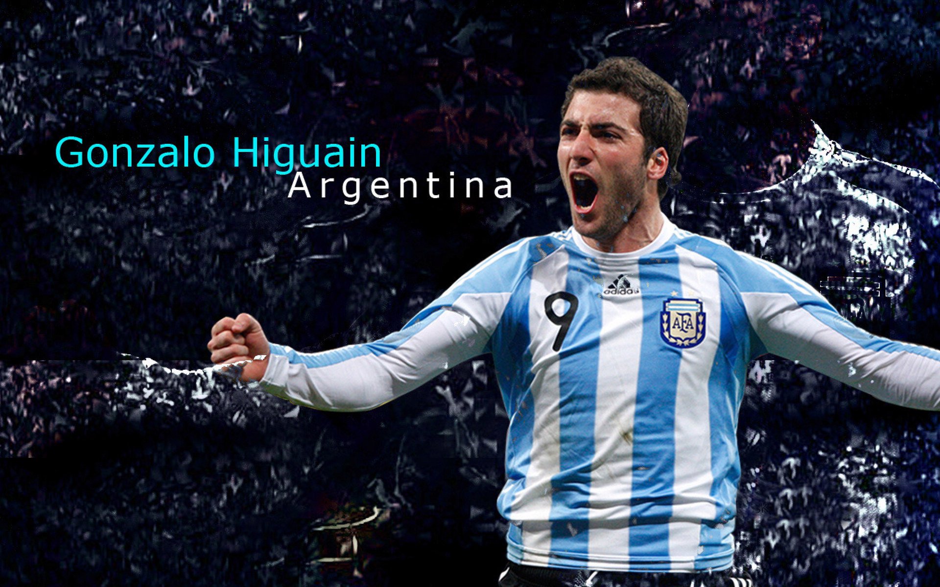 意甲焦点战之夜,李刚仁点燃赛场