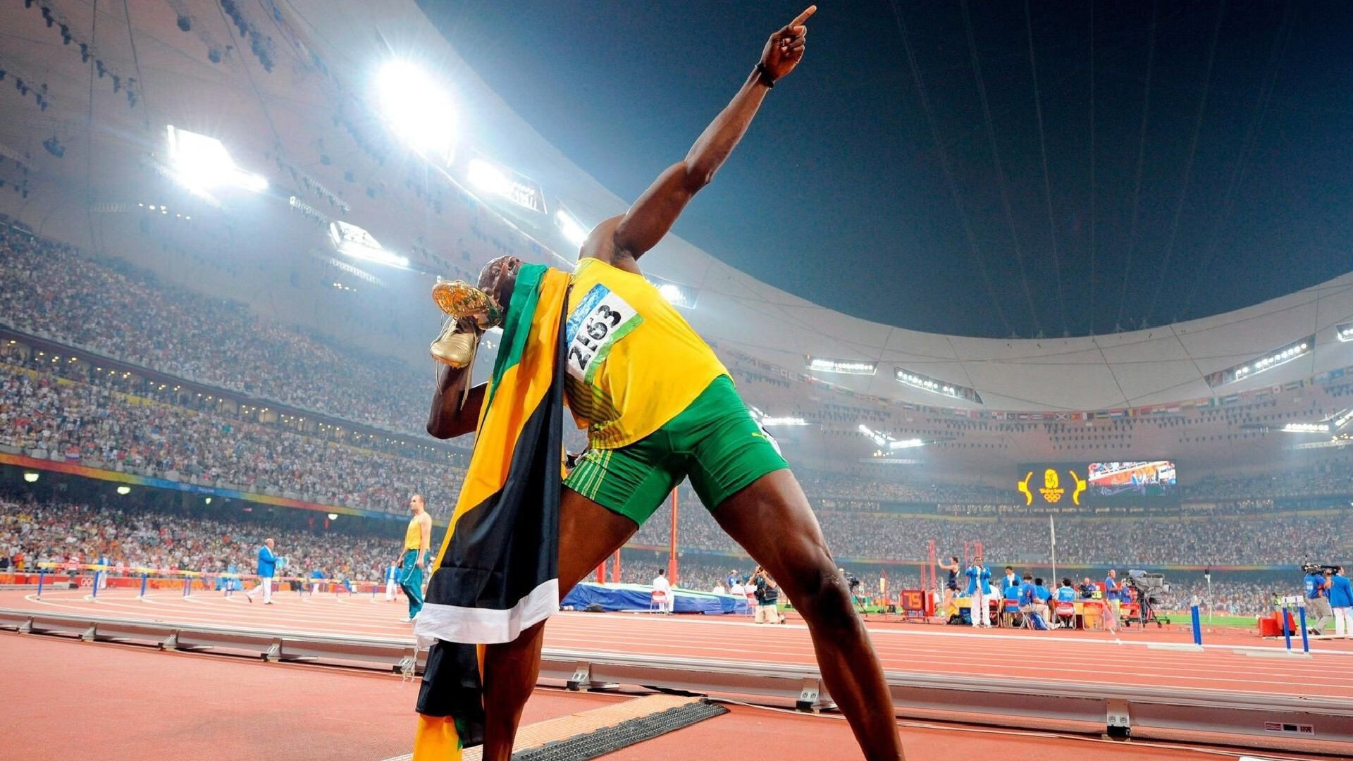 当足球碾过F1赛道,毕尔巴鄂的钢铁洪流与迪马利亚的街道狂想曲